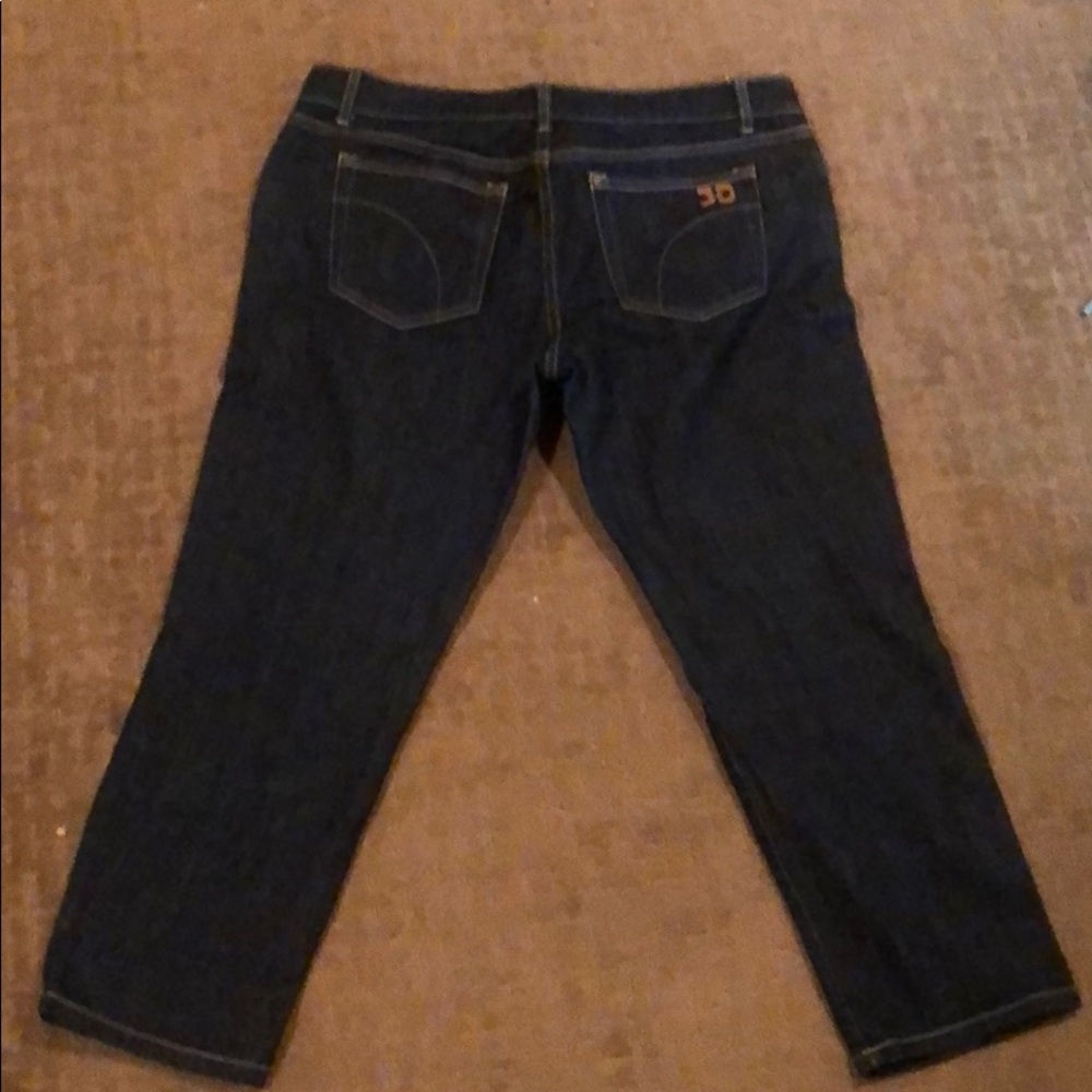 Dark wash CROPPED Joe’s.